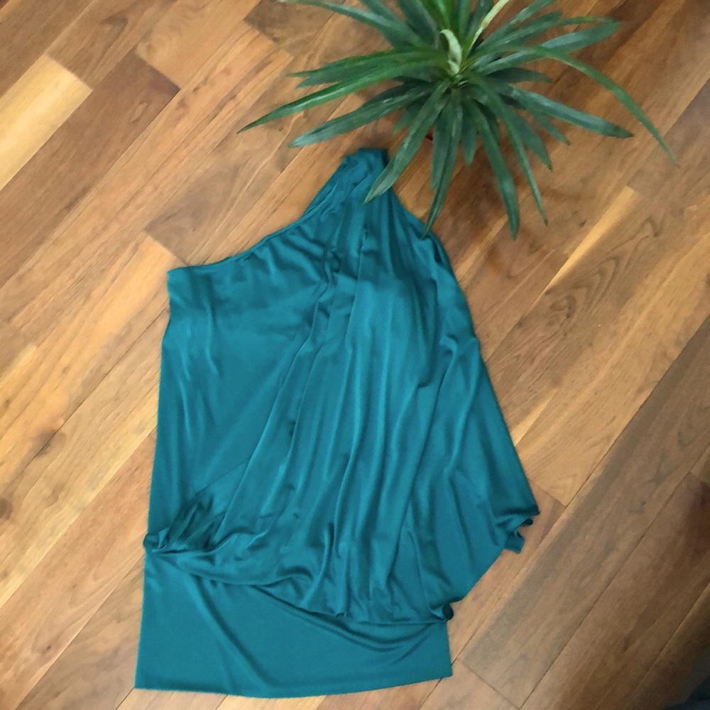 BCBGMAXAZRIA one shoulder cocktail dress